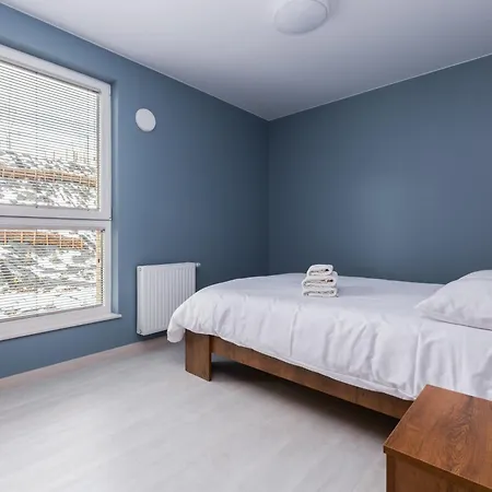 Verdant Haven Apartman